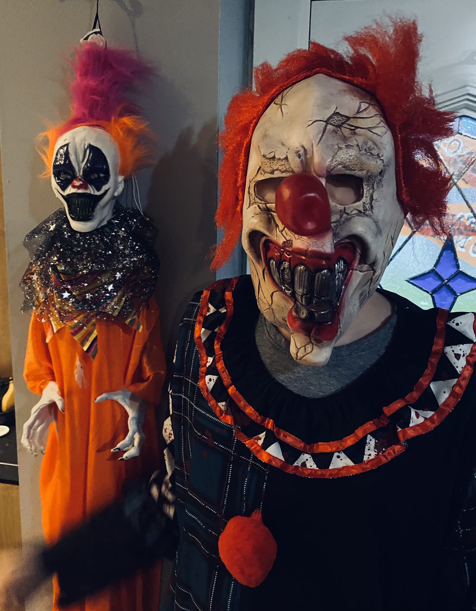 Laylacheermomma's tweet photo. Invasion of the clowns for Lukas Halloween party https://t.co/kNNy74LTf1
