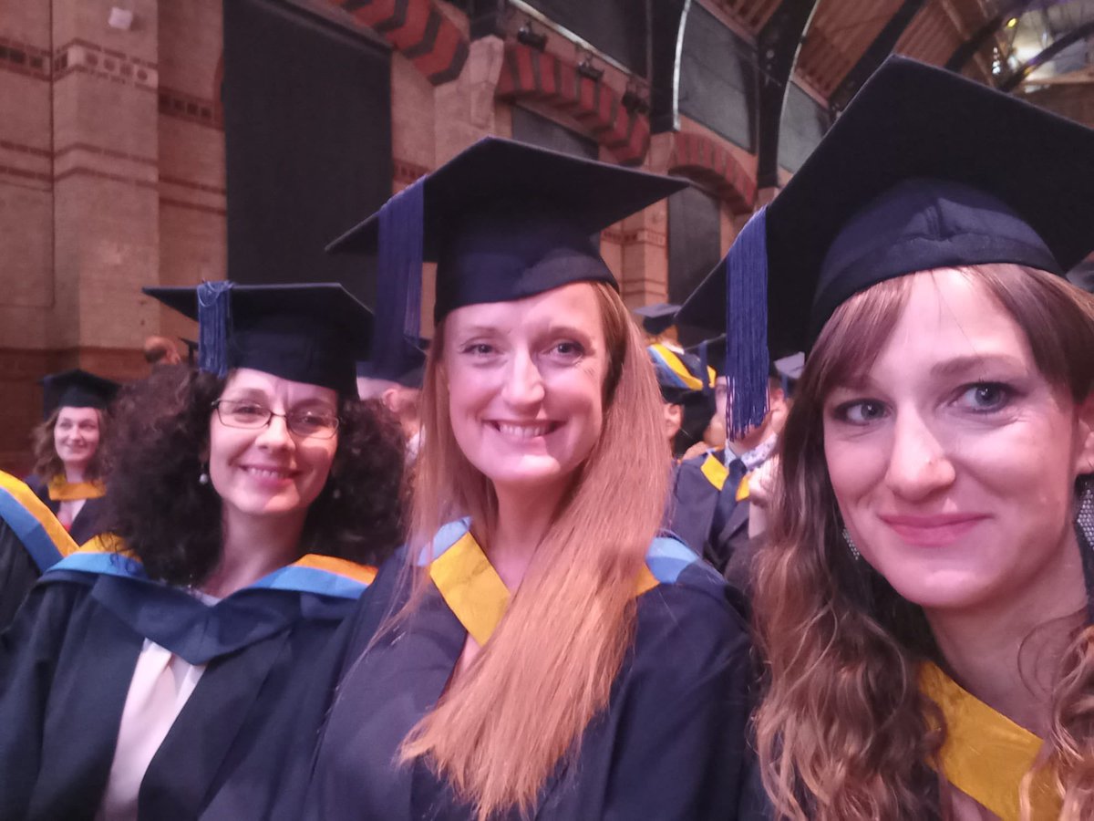 elenalucciarini's tweet photo. @AngliaRuskin @dr_rajones #Cambridge #imapp #graduation https://t.co/UxcXtEDKQU