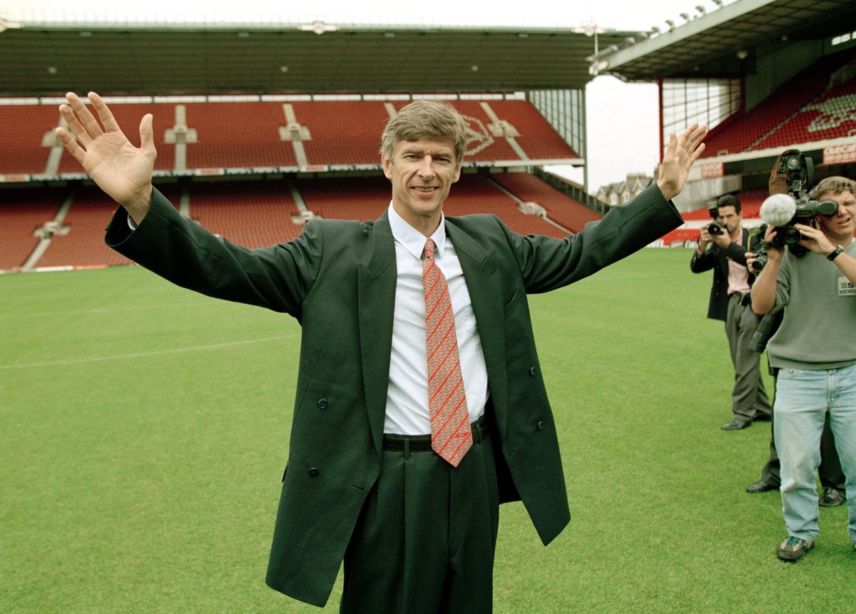 AfcGabeast's tweet photo. Happy birthday to the best manager ever in the history of English football..

Invincible. Icon. Legend.

#OneArsene #ArseneWenger https://t.co/NUHY2YHCEF