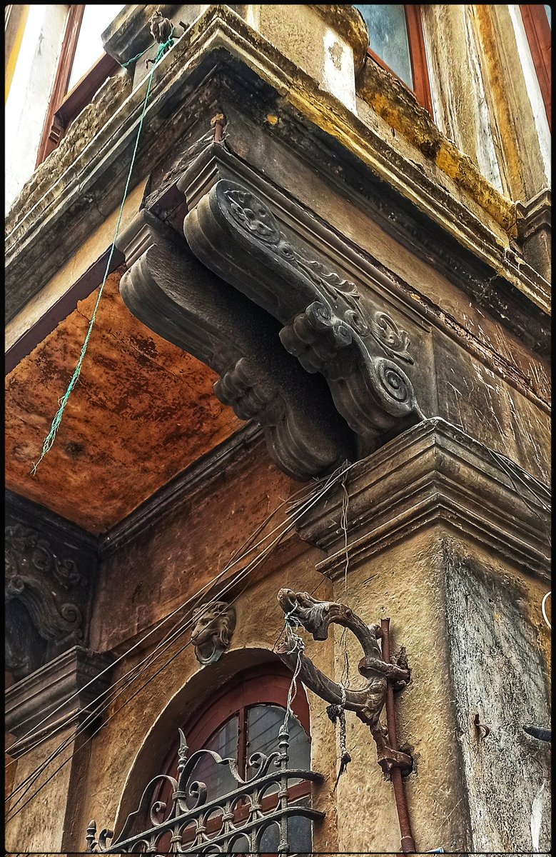 Şöyle ayrıntıların hastasıyız!.. 😎