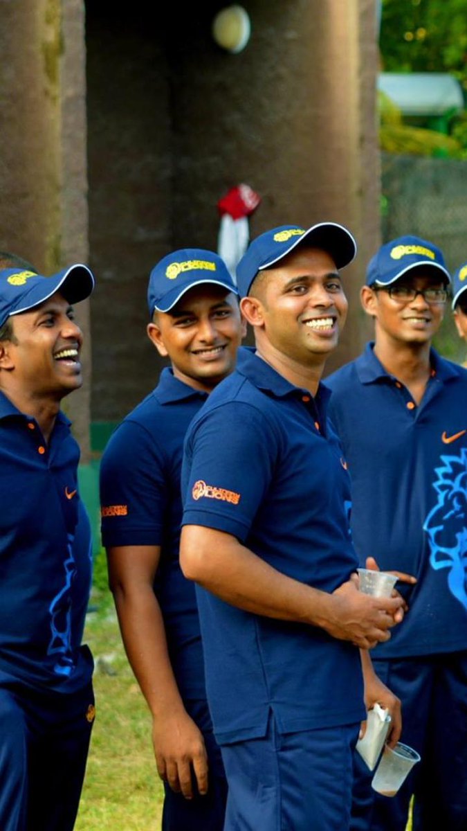 BoniWith's tweet image. smile