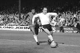 Happy 82nd birthday to Fulham and England legend George Cohen  