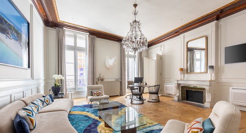 Le nouvel Appartement-Boutique #ClubMed #Lyon officiellement inauguré !
Beaux volumes, charme du 19ème siècle, décoration raffinée et une équipe de Travel Experience Designers à l’écoute des futurs voyageurs pour  construire le séjour de leur rêve !
<a href="/ClubMedFR/">Club Med France</a> #espritlibre