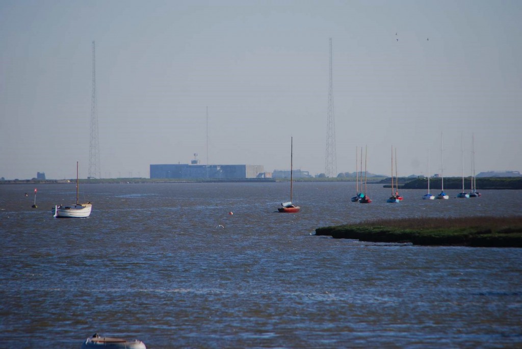 TheSuffolkMan's tweet photo. #Slaughden #Aldeburgh #Suffolk #MartelloTower #RiverAlde https://t.co/1i87Mc5j05