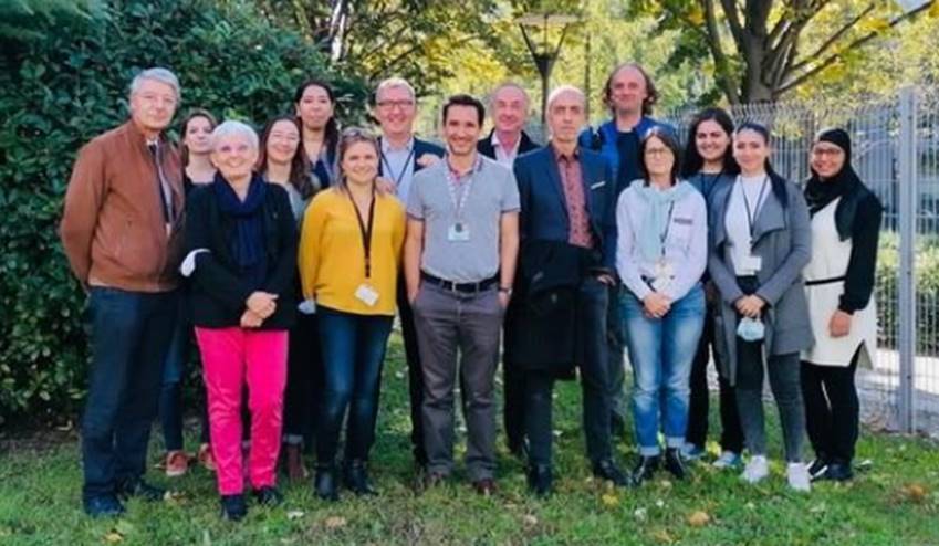 👏🏼👏🏼👏🏼 au Pr POZZETTO, premier auteur de cet article et à toutes les équipes mobilisées dont celles du <a href="/ChuSaintEtienne/">CHU de Saint-Étienne</a>
👉🏼nature.com/articles/s4158…
#recherchemedicale
#vaccinationCovid 
#chuse
#SolidariteetExcellence
<a href="/Nature/">nature</a>