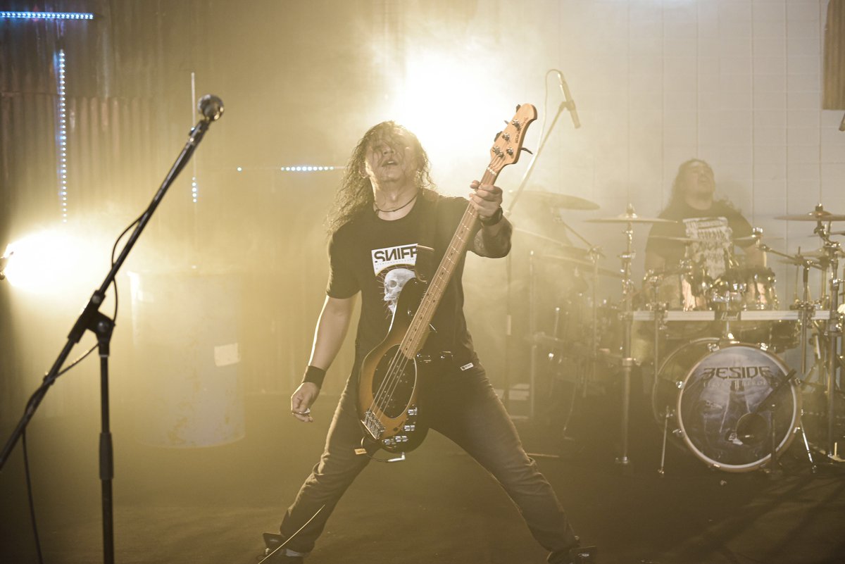 besideofficial's tweet photo. [photo set] Live at #distorsikeras | 19 October 2021 | More photos at https://t.co/mp4aEVq5fH | Photo by @gladinasaska 

This show will be airing soon at @richmusiconline. 

#besidemetal #distorsikerastanpabatas https://t.co/I3fauHqBn6