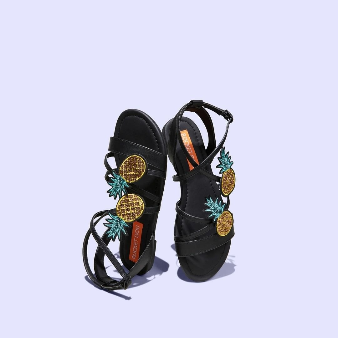 baudspacewarehs's tweet photo. These are for the sexy girls! 
feel free to place your order, trust me they're very affordable! 💯✔ https://t.co/Pf9xub4QMQ