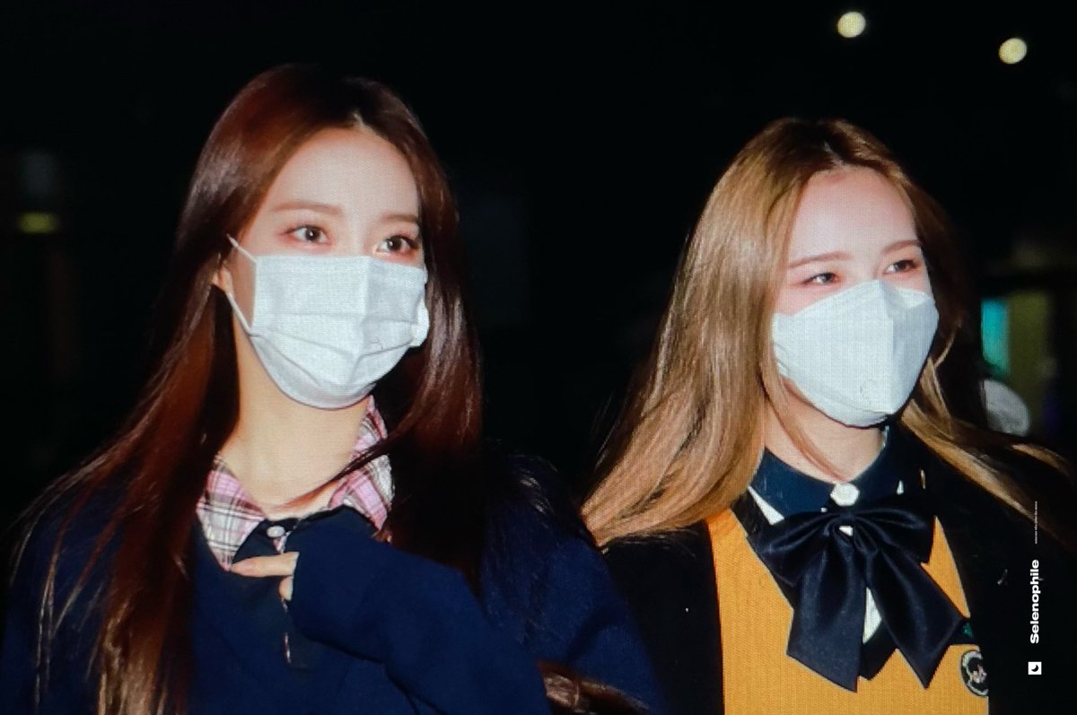 211022。조심히 가 마이 리를 키티 ( ⸝⸝⸝ʚ̴̶̷̆ωʚ̴̶̷̆⸝⸝)

#위클리 #조아 #조혜원 #weeekly #Zoa