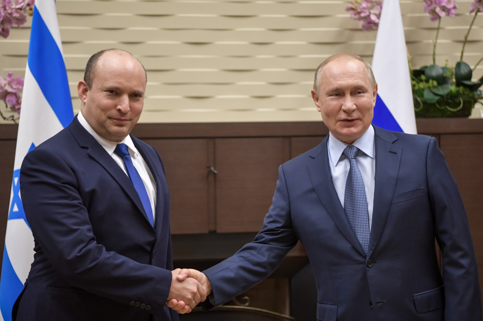Prime Minister of Israel on Twitter: "Prime Minister Naftali Bennett and Russian President Vladimir Putin are currently meeting for the first time in Sochi, Russia. PM Bennett: "On behalf of the citizens