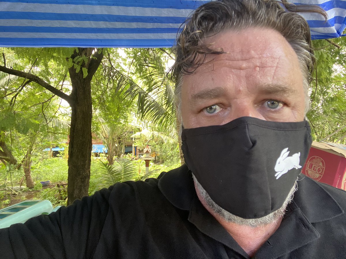 russellcrowe's tweet image. Lost in Bangkok #7.