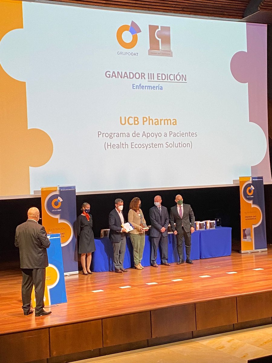 ucb_iberia's tweet photo. 📌 Orgullosos de haber recibido dos #premiosOATadherencia para nuestros programas para pacientes: #MiParche, un proyecto digital para personas con #parkinson; y #HES de acompañamiento en enfermería para quienes conviven con enfermedades reumáticas #ERAS. ¡Muchas gracias! https://t.co/HaiCAih1I8
