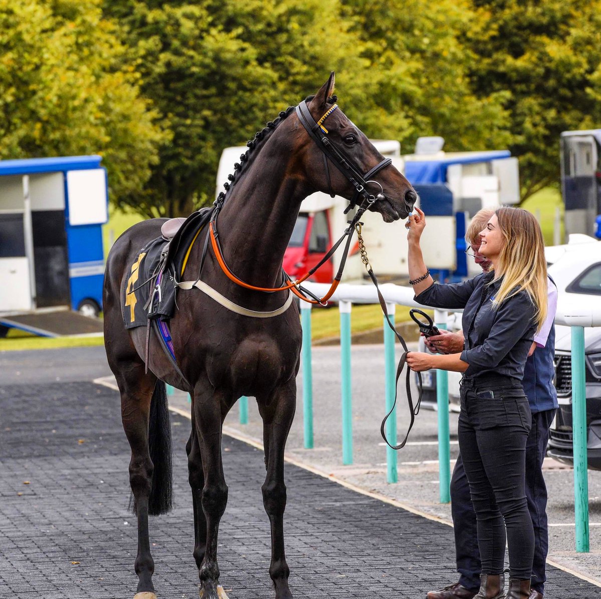 Thank you to my fantastic team, for all of your hard work, all year round 💙 Our best season yet didn’t happen accidentally 💪🏼 #teamwork #teamtutty #RacingStaffWeek