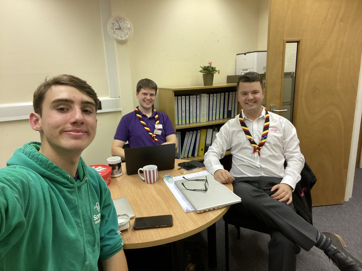SamPooleScouts's tweet photo. Spent Thur evening @FernyCrofts welcoming the talented @d0nc0m into the @HampshireScouts lead volunteer for External Media role. 

From video to press releases, pics to stories, he’ll focus on all-things content for our non-members, with a drive to encourage more to volunteer. https://t.co/oqBPFY6JxE