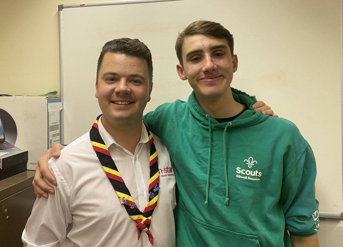 SamPooleScouts's tweet photo. Spent Thur evening @FernyCrofts welcoming the talented @d0nc0m into the @HampshireScouts lead volunteer for External Media role. 

From video to press releases, pics to stories, he’ll focus on all-things content for our non-members, with a drive to encourage more to volunteer. https://t.co/oqBPFY6JxE