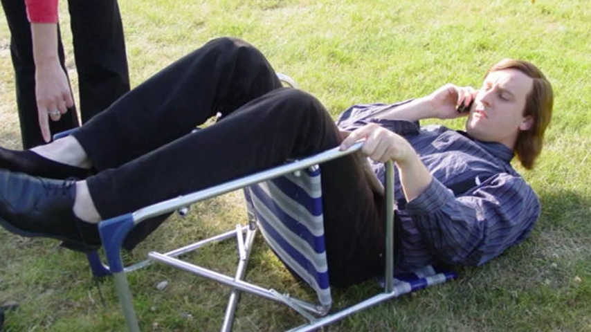 protpod's tweet photo. In de laatste aflevering kwamen de beruchte barbecue-foto's ter sprake. Op de Bucky-laptop stonden ze niet, maar wij wisten er toch enkelen op te sporen. #heteiland #protput #behindthescenes https://t.co/IOA10h8Tch