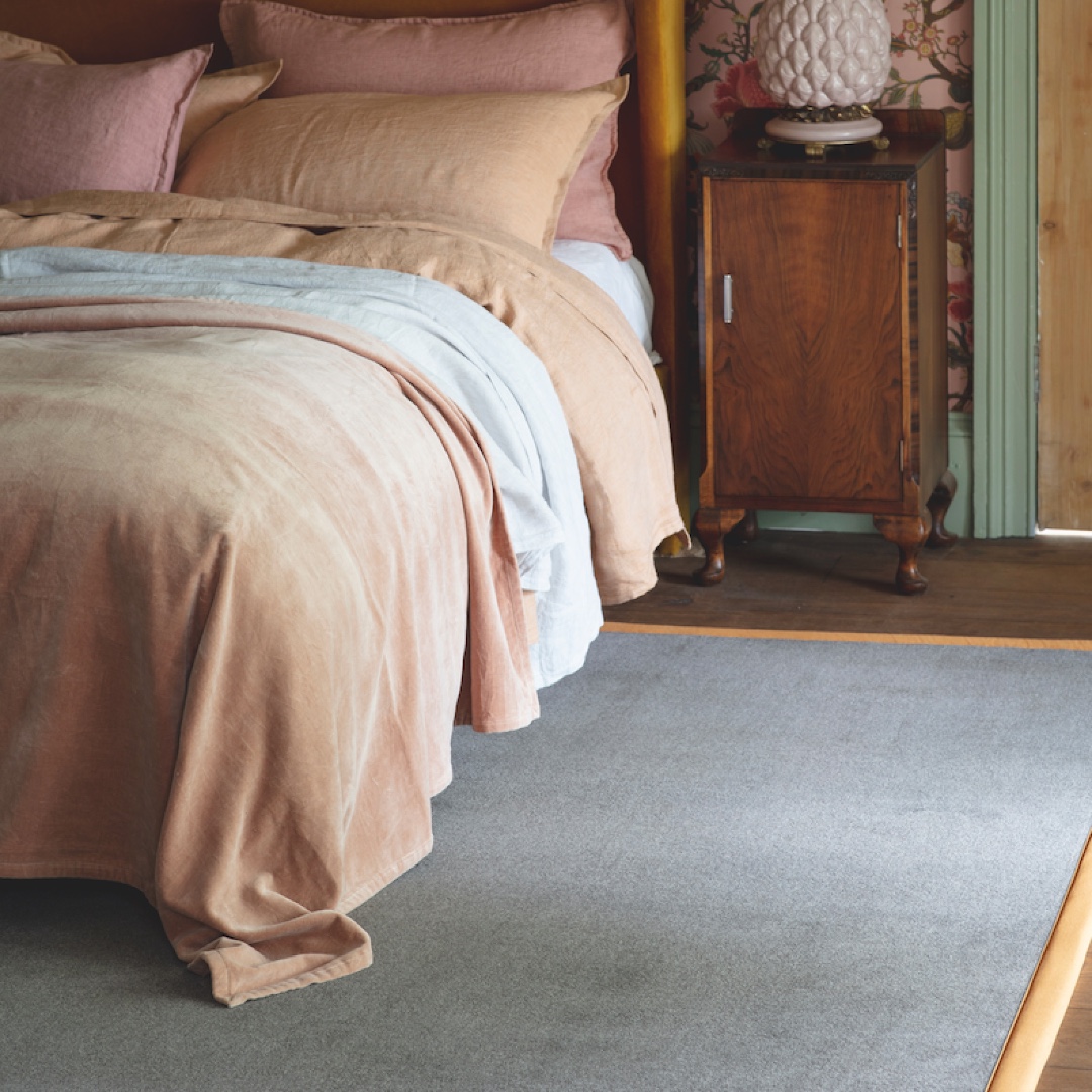 AlternativeFlr's tweet photo. Eco Wool Barefoot, a luxurious deep pile #carpet made from natural #undyedwool and handwoven on traditional looms. It looks gorgeous as a beautiful #rug to sink your toes into. Sleep well with Alternative's Barefoot Wool Bikram rug. https://t.co/kE4Id8hbMy
#choosewool https://t.co/CtMgDMhD6y