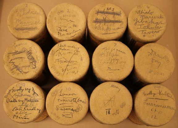 #TrueEchoes has been researching wax cylinders recorded in 1924 on Efate, Vanuatu, and are working with <a href="/CentreVanuatu/">Vanuatu Cultural Centre</a> to learn more about the performers, stories and songs. 

Read more on the <a href="/soundarchive/">Sound Archive</a> blog -
blogs.bl.uk/sound-and-visi…