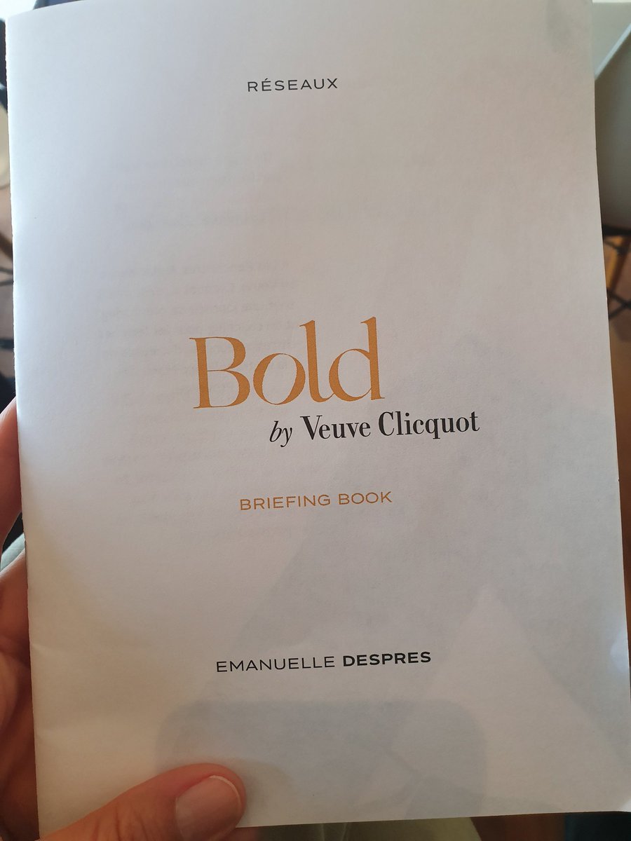 emma_despres's tweet photo. Super heureuse de prendre part aux rencontres audacieuses @VeuveClicquot pour mentorer de supers entrepreneuses. Girls you are bold ! #Marseille #Bold https://t.co/DPzBq48QUN