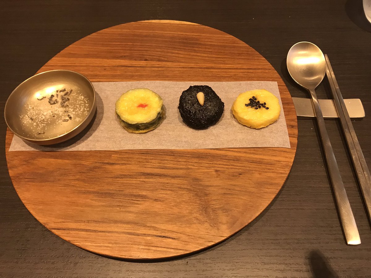 ukchiemi's tweet image. コロナで延期になっていたランチ🍽
やっとチングちゃんに会えたよー🥰 
鹿の角入りサムゲタン、美味しゅうございました😋

 #hasuo