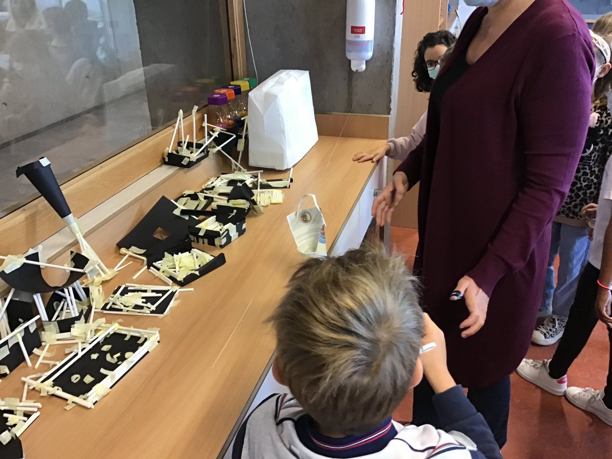 G2 students exploring force in motion in Makerspace with a zip line <a href="/ISLuxembourg/">ISL Luxembourg</a> <a href="/jennifercypra/">Jennifer Cypra</a> #ISLuxLS