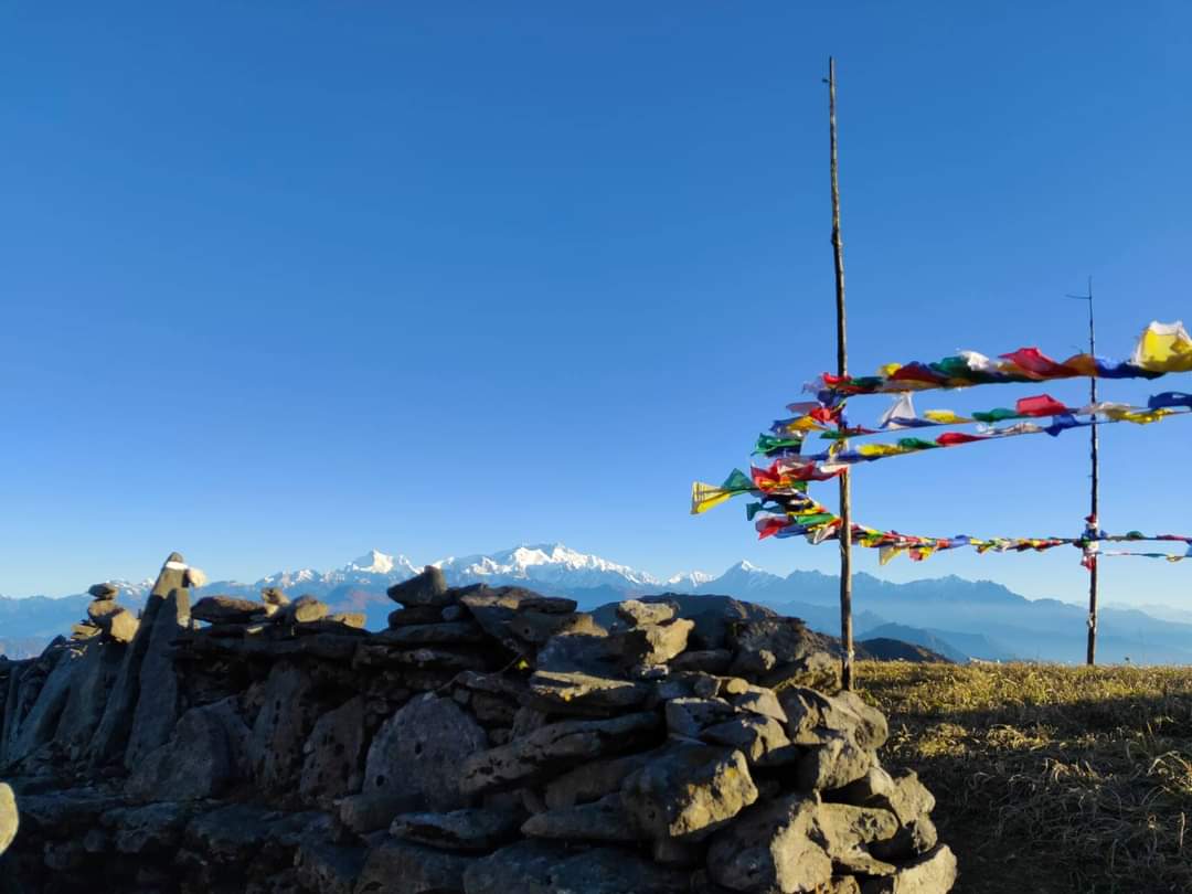 KolCountryroads's tweet photo. সূর্যদয় 😮😯💚
https://t.co/6EZlDgoc7I
#phalut #phalutdiaries #phalutviewpoint #trekking #bong #BongCountryroads https://t.co/UjPbgUbXiP