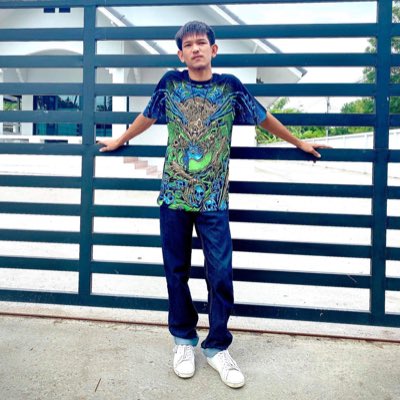 ApisitKhainak's tweet photo. #NewProfilePic https://t.co/yUcEPvd3UL