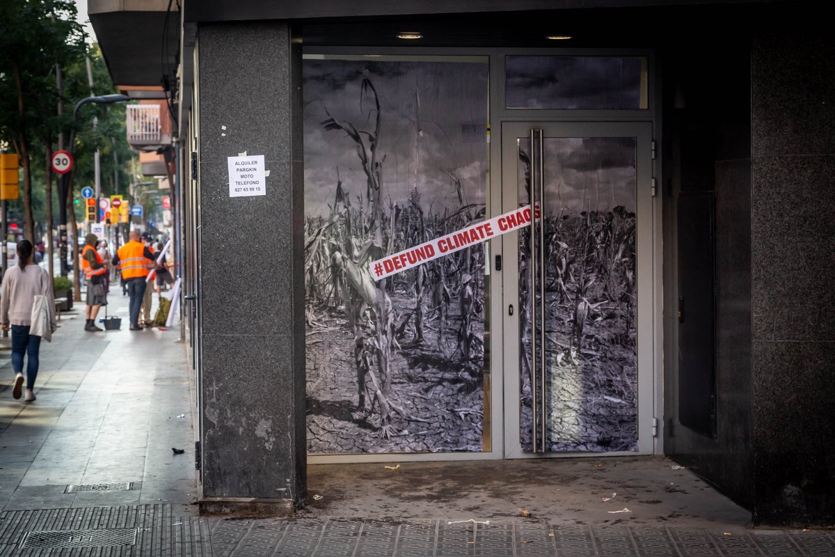 😮WOW! And all made with a home printer :) 

Bringing the art of adbusting - reclaiming public space from #greenwashing  corporate pollution - and the impacts of the #ClimateCrisis  directly to the doorsteps of those responsible for fueling the fire. 

#DefundClimateChaos