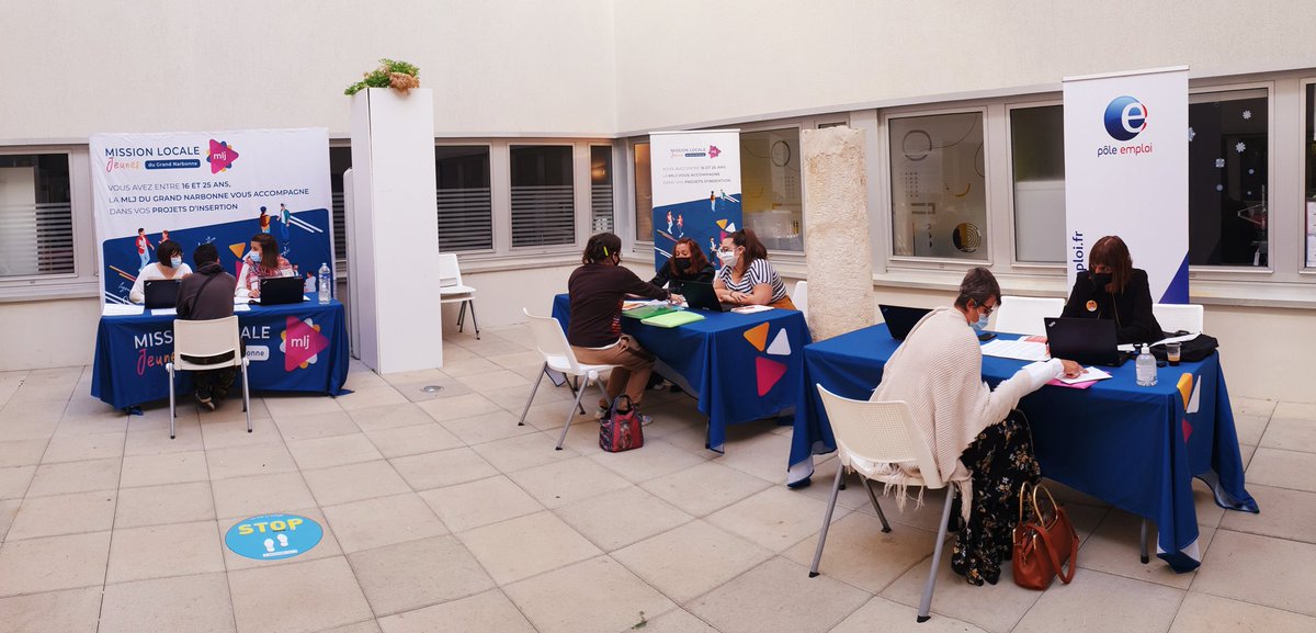 plas_richard's tweet photo. 🔎L'équipe du @pole_emploi #Narbonne en partenariat avec la @MLJNarbonne poursuit ce matin l'accompagnement des participants au #markethon #1jeune1solution #TousMobilisés @INESS_GN https://t.co/PWE408lJdM