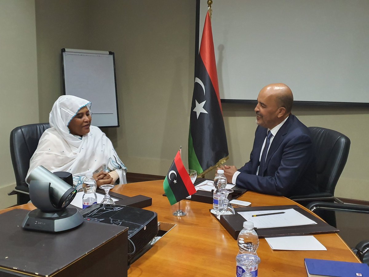 mariam_sadig's tweet photo. التقيت بالسيد موسى الكوني، نائب رئيس المجلس الرئاسي في ليبيا، أمس الخميس على هامش مؤتمر إستقرار ليبيا، حيث تناول اللقاء مجمل القضايا ذات الاهتمام المشترك، وتفعيل آليات التنسيق والتعاون في القضايا الملحة. https://t.co/dl2GodWkfG