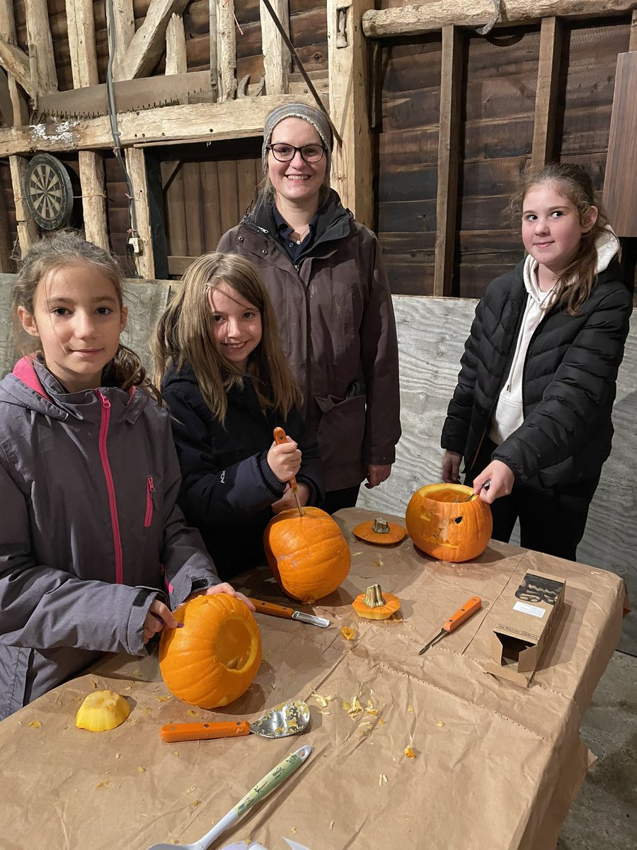 R&amp;B juniors and N Herts senior young farmers fun evening ready for Halloween <a href="/NFYFC/">NFYFC</a> <a href="/hertsyfc/">Herts Young Farmers</a> <a href="/will48582601/">will</a> <a href="/riverside_insur/">Riverside Ins Serv</a>