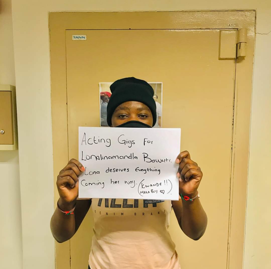 _Natee_M's tweet photo. The New Hashtag is #ActingGigsForLonalinamandlaBawuti please make it trend🙏🏾🙏🏾🙏🏾🙏🏾  
cc @Lona047 @TsepisoNzayo

#LonalinamandlaBawuti https://t.co/ng5LSlrsmq