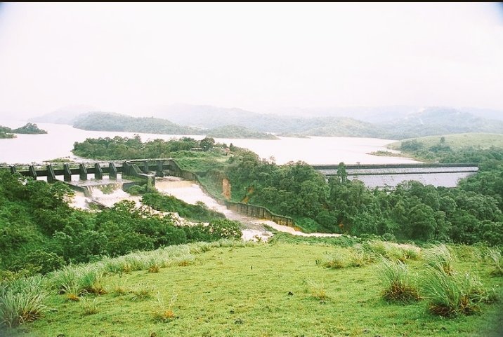 SREEKAN45487976's tweet photo. A Beautiful landscape
Withholding the most dangerous waterbomb
#DecommisionMullaperiyarDam 
#DecommissionMullaperiyarDam 
#savekerala 
#mullaperiyar 
@mkstalin 
@madan3 
@vijayanpinarayi 
@narendramodi 
@PMOIndia 
@marunadannews https://t.co/0ipmlFL5SZ