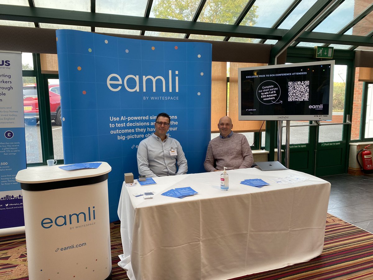 Whitespace tweet media