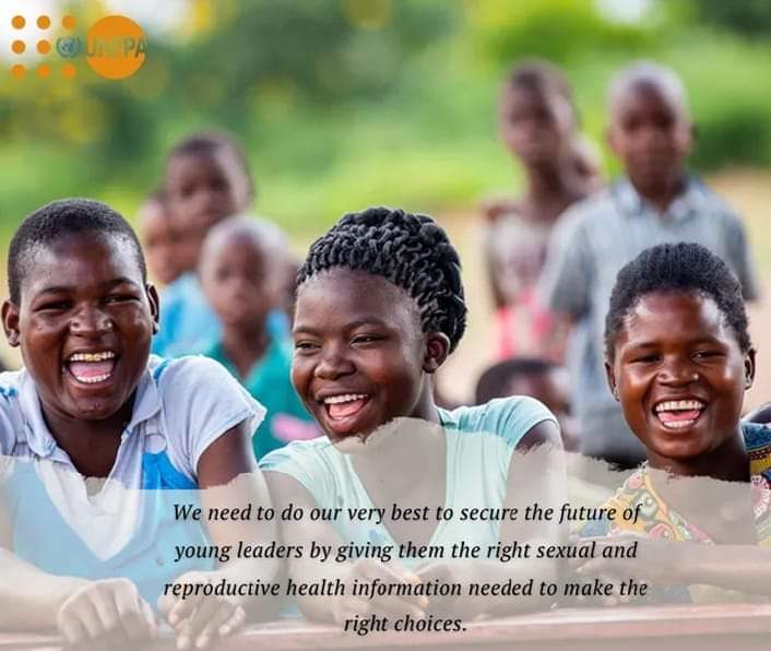 UNFPAUganda's tweet photo. #Childmarriage compromises the health, education, & safety of girls. It often prevents them from achieving their full economic & social potential, and it places girls at increased risk of #sexual violence.
#GenerationEquality #womenempowerment #FutureForGirls #LiveYourDreamUG https://t.co/jkfLsVFrjQ