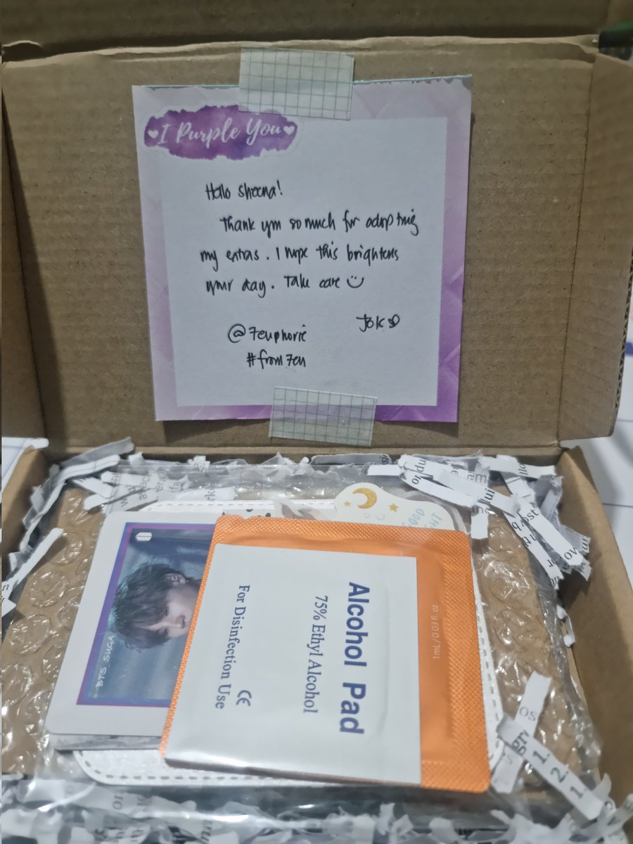 Lunayn1's tweet photo. Thank you, @7euphorie! ๐ ๐ ๐ I only need the 1/8 swz of yoongi tas ung special pc.. Hehehe.. Thank you so much sa freebies and sa sweet note! It did brighten up my day.. ๐ ๐ https://t.co/hz69Vji108