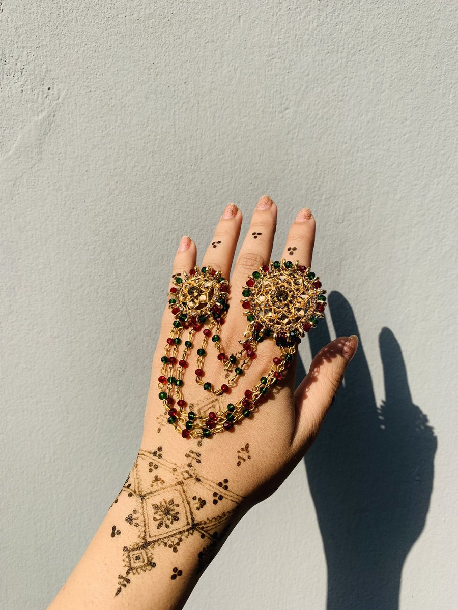 Pixiesdotpk's tweet photo. DOUBLE RING WITH MULTI CHAINS
.
.
.
Rs. 499/-
.
.
.
#jewellery #accessories #studs #earrings #necklace #bangles #bracelets #smallbusiness #brand #pakistanifashion #pixies #pixiestyle #accessories #traditional #onlineshopping #stayhome #newcollection #antique https://t.co/CMRajpCbAw