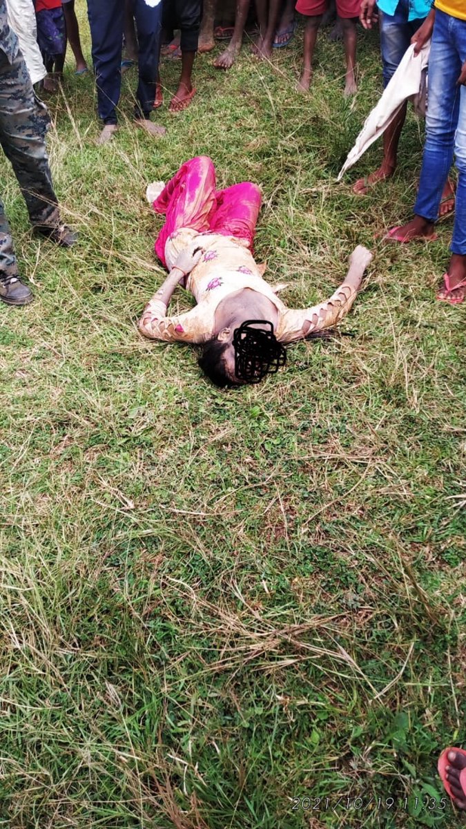 SitaSorenMLA's tweet photo. लोहरदगा में एक बेटी को अगवा कर उसकी हत्या की गई। यह बेहद ही दुःखद और शर्मनाक कृत्य हैं. माननीय मुख्यमंत्री @HemantSorenJMM जी से अनुरोध है कि ऐसे अपराध करने वालों की जल्द गिरफ़्तारी हो। साथ ही अनुसंधान में देरी करने वालों पर भी कड़ी कार्रवाई हो।
@JharkhandPolice @policelohardaga https://t.co/Xn6t8f8R9I