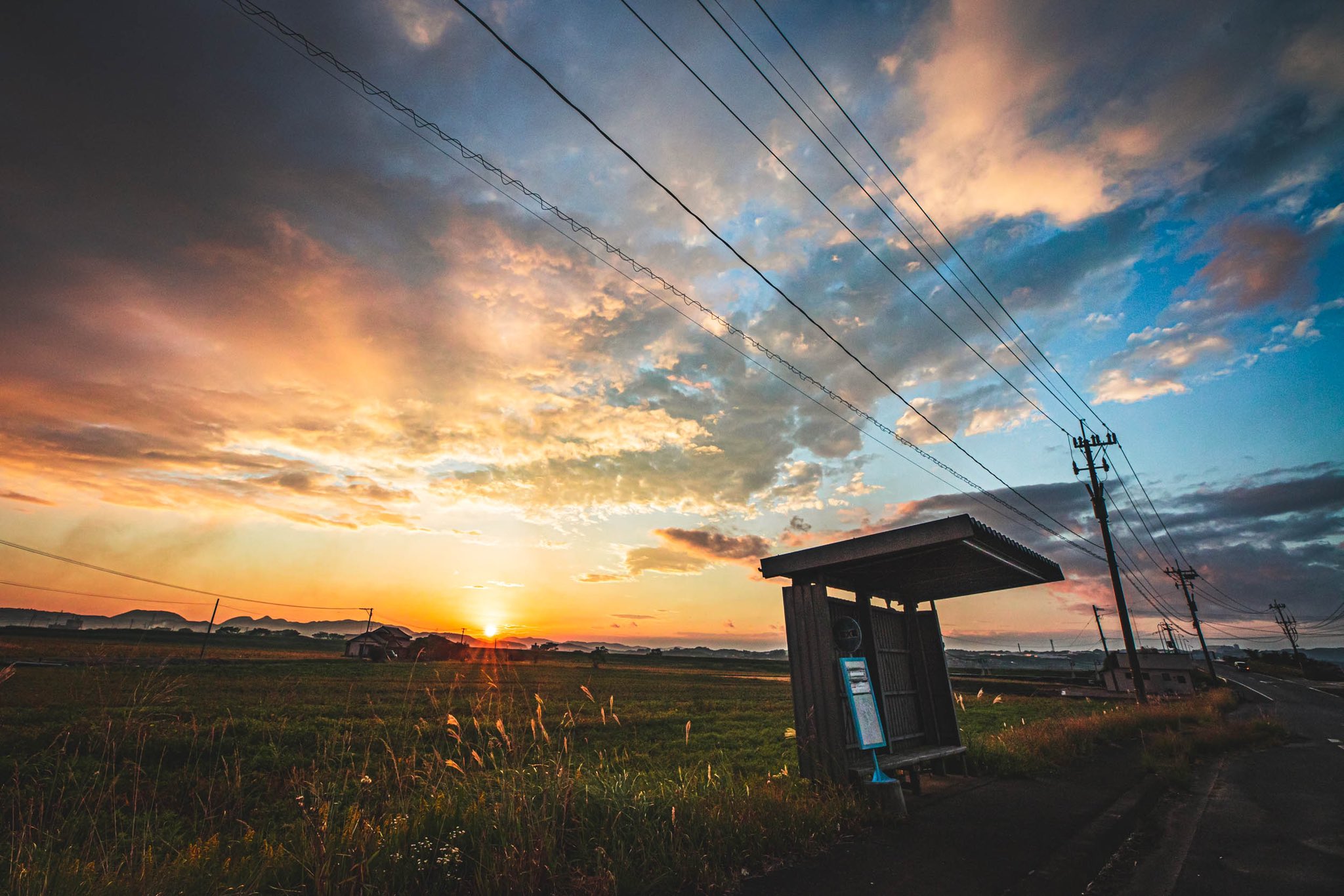 تويتر ざき 空の写真家 على تويتر 田舎のバス停で見た秋の夕暮れを見てほしい T Co P8d5wc7ary تويتر ざき 空の写真家 على تويتر 田舎のバス停で見た秋の夕暮れを見てほしい T Co P8d5wc7ary