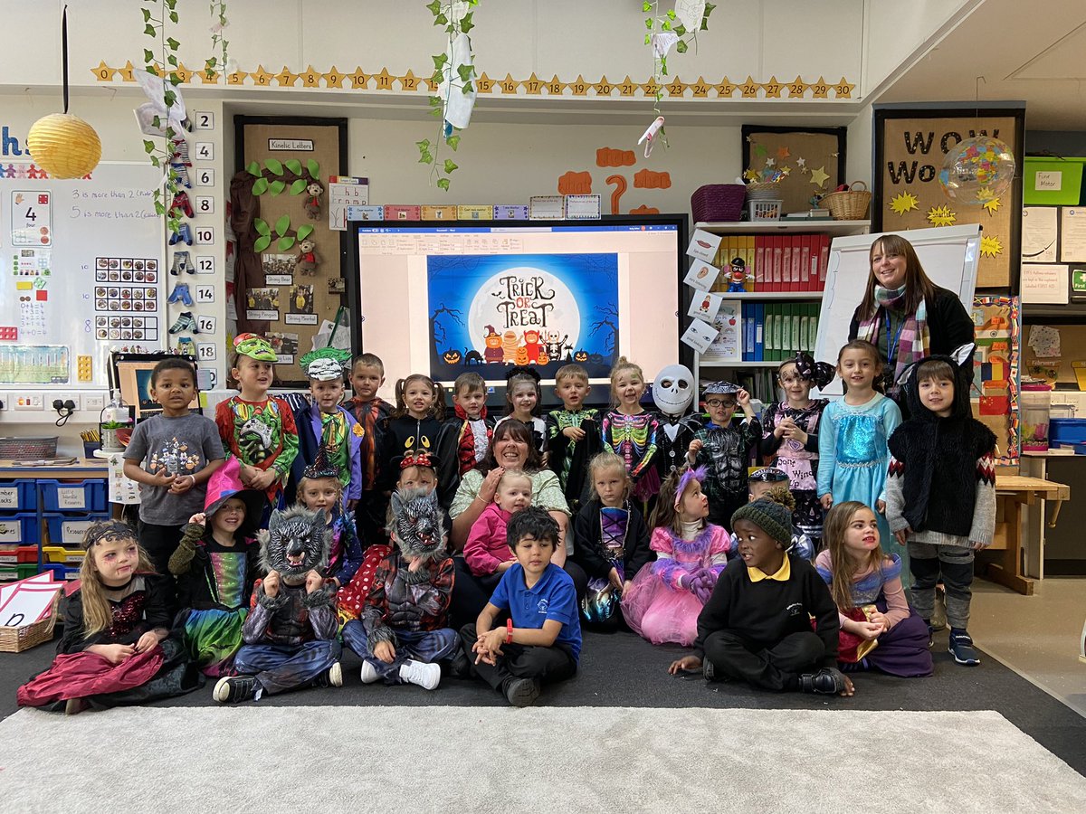 It has been a spooooooky morning here in EYFS <a href="/KBuccleuchA/">KBA</a> <a href="/KBAPriHouseComp/">Primary House Comps</a>