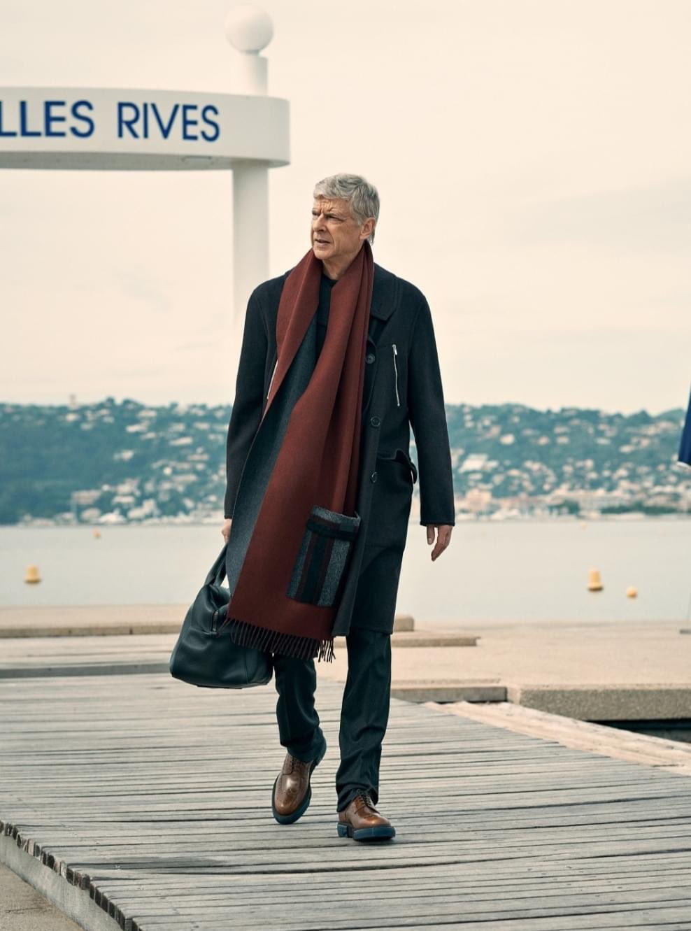 Happy birthday Mr invisible The Professor of football 

 Arsene Wenger    