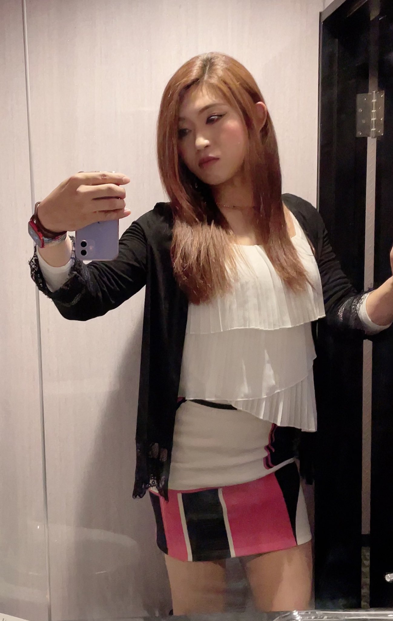 ニューハーフミニスカート  / X