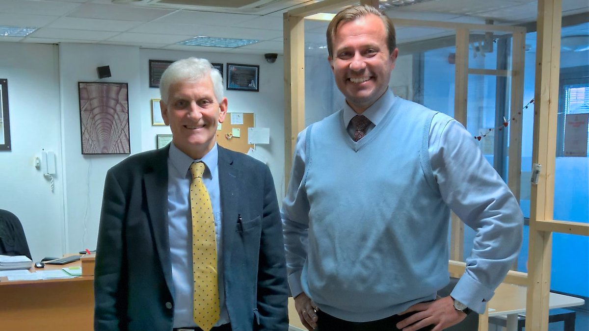 RPrawnik's tweet photo. I run for a seat in the Law Society Council.
I get a call from James. “R U in the office? Can I drop by?"
"Well, why not" 😀
After 3 minutes President of LS James Cahill (with my canvassing letter in his hand) is in for a chat.
An afternoon I did not expect! #polskiprawnikIE https://t.co/rLGKKkditO