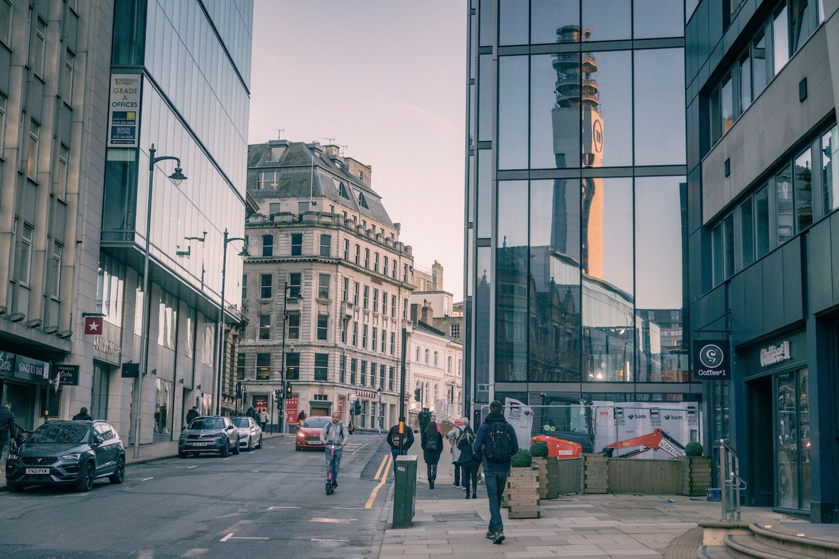 103ColmoreRow's tweet photo. With the hoardings around #103ColmoreRow now removed, you can get a true sense of the size and scale of the entrance to the building. 

#AboveAllElse #AimHigher https://t.co/q9zcNHr6it