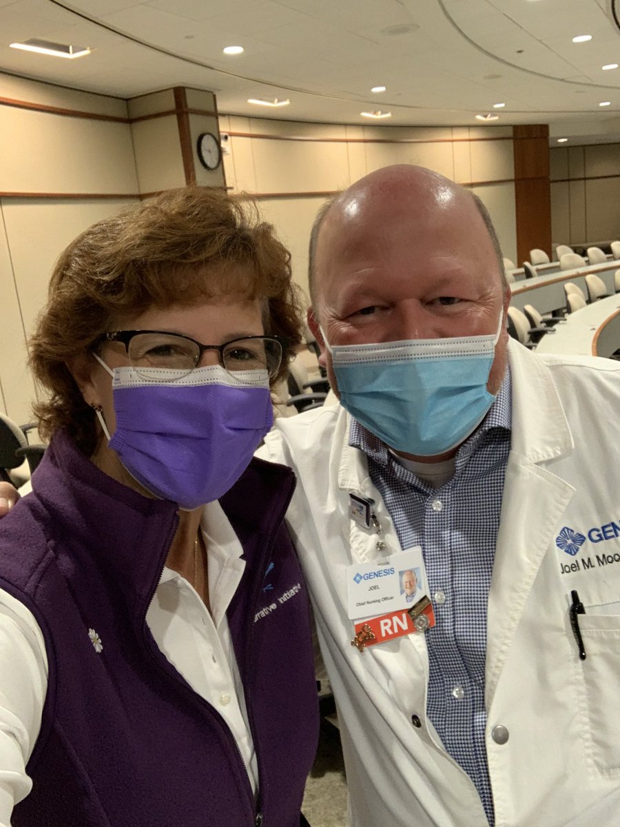 TNINarrative's tweet photo. The Narrative Initiative team was in Quad city, Moline Iowa &amp; Davenport Illinois with Silvas Healthcare, St. Ambrose University, and Genesis Healthcare. Staff got to experience some narrative work and learn of a new tool through the use of personal stories. Read-Write-Reflect. https://t.co/KOsPoOdmDQ