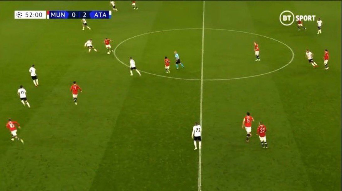 ayubreds's tweet photo. Good morning.

This brilliant pass from Bruno isn’t talked enough. https://t.co/cKXhtH49gr