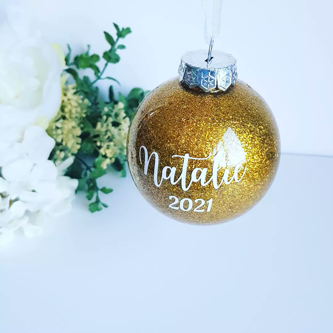 nz_custom's tweet photo. Glitter baubles 😍 https://t.co/Pt7Ya21X32 https://t.co/wO4UWS1tJL