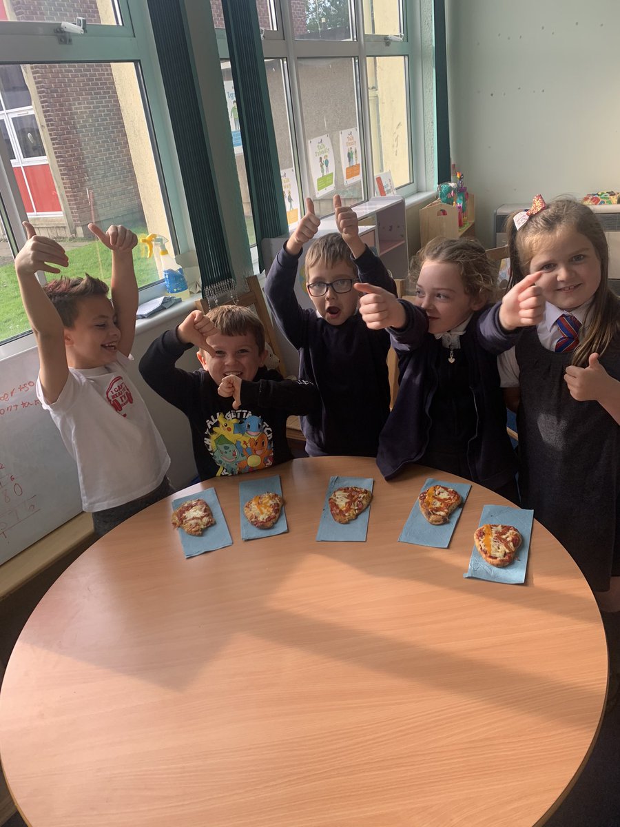 Miss Walker tweet media