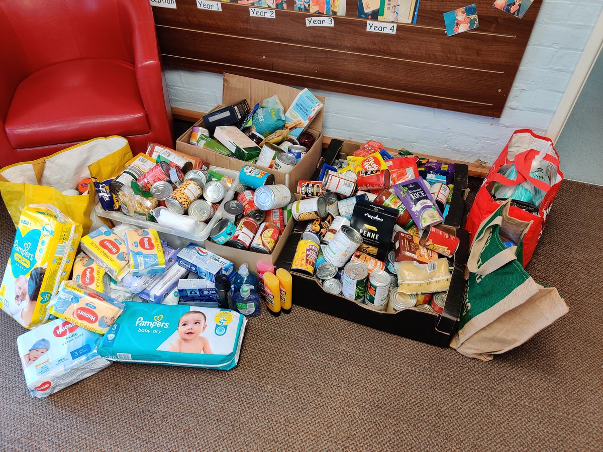 StondonLS's tweet image. The Need Project have been &amp;amp; collected your harvest donations. Thank you so much to everyone who donated. Speaking to Gordon from #TheNeedProject this morning he said that October has been the busiest month they have ever had and they were very grateful for our items! 💜