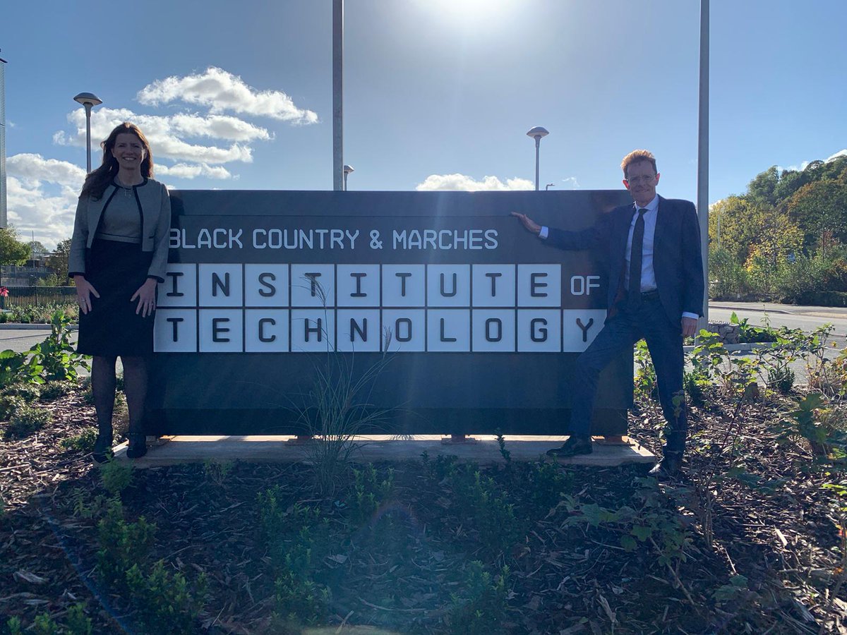 andy4wm's tweet image. Absolutely fantastic to have Dudley’s Institute of Technology officially opened by minister @michelledonelan.

A genuinely world-class educational facility, based in the heart of the Black Country, that will train young people for the well-paid, high-quality jobs of the future.