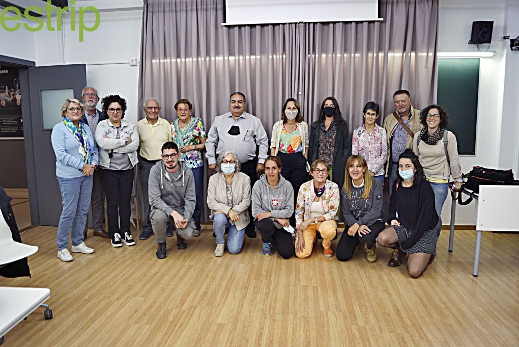 El futur del voluntariat passa per les escoles. Segon Congrés del Voluntariat d’Osona, 12 i 13N

osonavoluntariat.cat/el-futur-del-v…
#osonavoluntaris
#osona
#voluntariat
#solidaritat